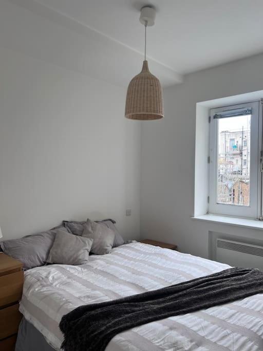 לונדון Central , Bright And Modern Flat Up To 4 People מראה חיצוני תמונה